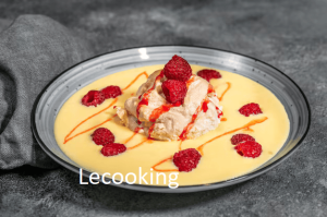 floating island dessert made meringue floating vanilla custard 165536 13735